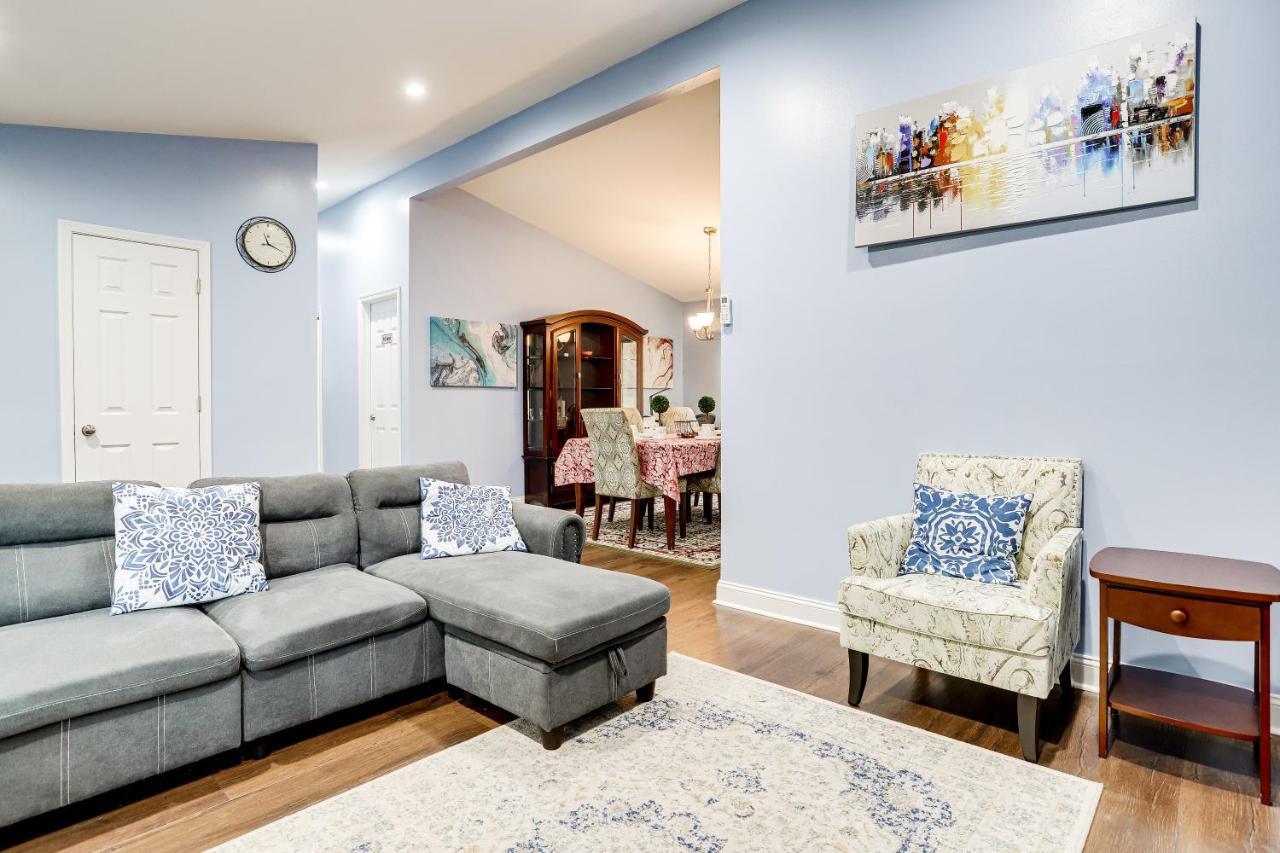 Escape To Our Cozy 3 Bed Rm 2 Bath Unit In Alexandria Va Villa Exterior photo