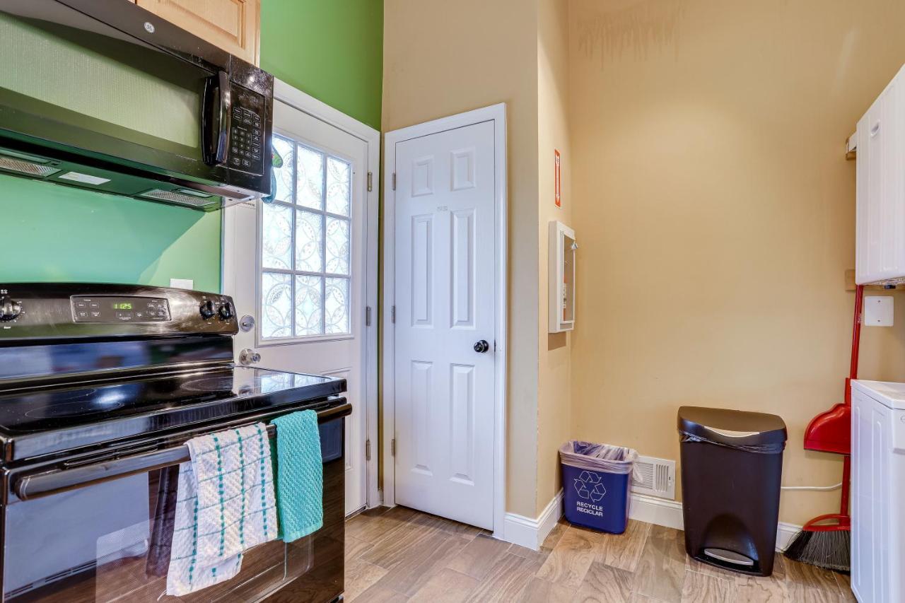 Escape To Our Cozy 3 Bed Rm 2 Bath Unit In Alexandria Va Villa Exterior photo