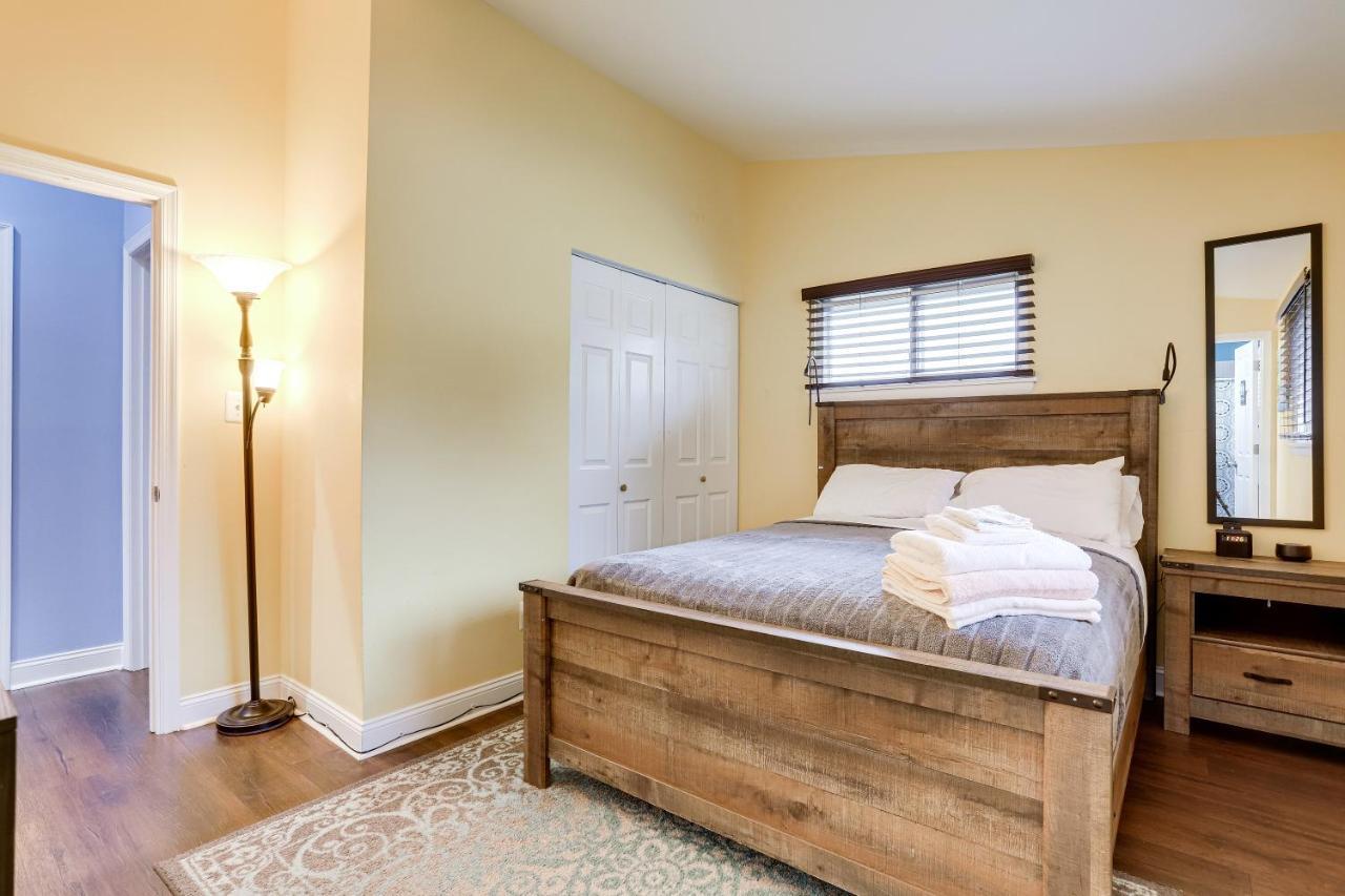 Escape To Our Cozy 3 Bed Rm 2 Bath Unit In Alexandria Va Villa Exterior photo