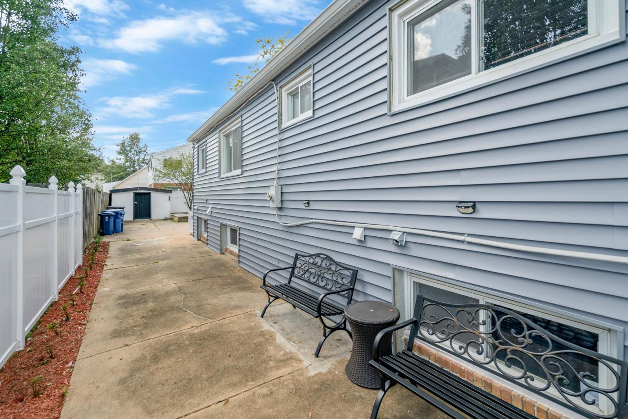 Escape To Our Cozy 3 Bed Rm 2 Bath Unit In Alexandria Va Villa Exterior photo