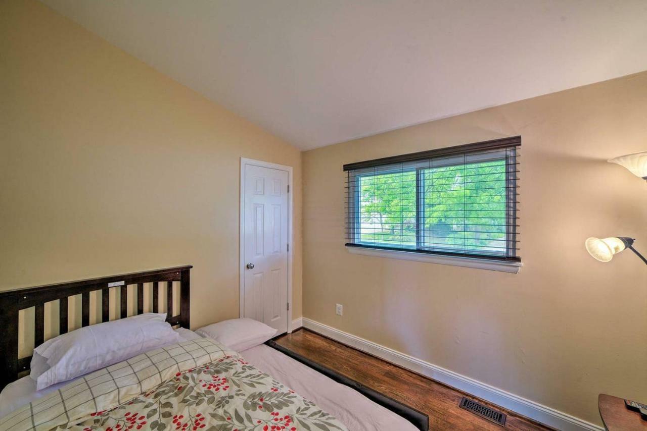 Escape To Our Cozy 3 Bed Rm 2 Bath Unit In Alexandria Va Villa Exterior photo